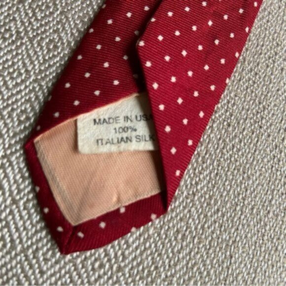 Vtg Mario Valentino Men's Red Silk Tie - Picture 3 of 6